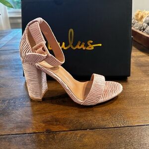 Lulu’s Pink Pleated Heels